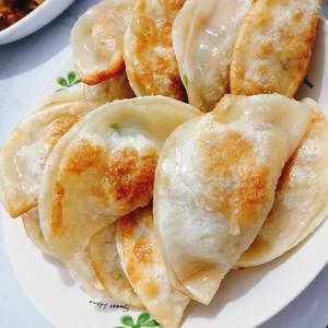 【脆皮香煎饺子】早餐下午茶点心的做法 步骤9