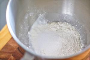 虎虎生威奶黄包的做法 步骤9