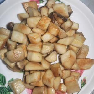 黑椒杏鲍菇牛肉粒的做法 步骤8