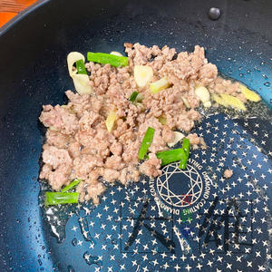 上班带饭菜-肉末小白菜的做法 步骤6