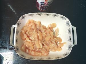 菠萝版金玉满堂（三色鸡丁）的做法 步骤4