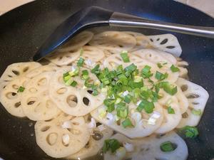 年夜饭系列菜：清炒藕片与糖醋藕片（十）的做法 步骤12