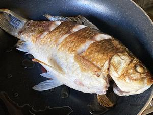 年夜饭系列菜：红烧鲫鱼（三）的做法 步骤5