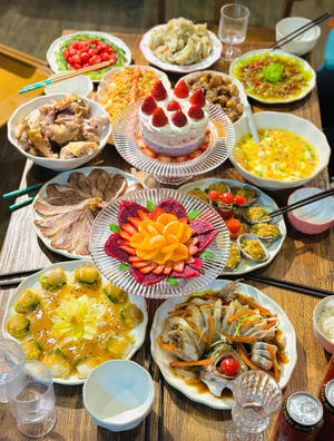2023年夜饭好友宴的做法 步骤1