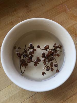 七夕节，吃鲜嫩多汁的「西葫芦猪肉饺子?」的做法 步骤1