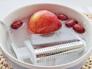 滋阴养血美容｜陈皮苹果茶的做法 步骤3
