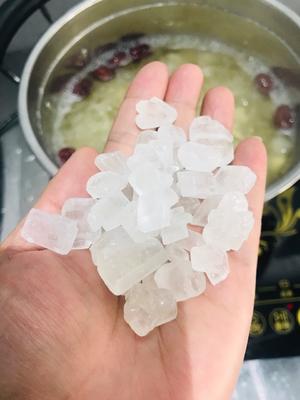 银耳炖雪梨40分钟出胶秘诀的做法 步骤8