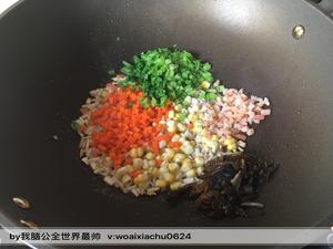 儿童餐—五彩时蔬炒饭（解决孩子不吃蔬菜）的做法 步骤10