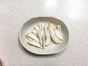 儿童营养餐?黄油西兰花鲜菇炒虾仁的做法 步骤5