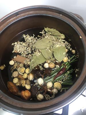 卤牛肉—低脂高蛋白的减脂首选！家里的老人孩子都爱吃的做法 步骤6