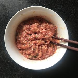 番茄圆子汤的做法 步骤2