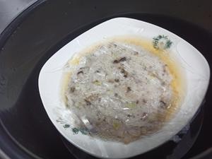 藕蒸肉饼电饭锅香菇藕饼适合老人小孩的做法 步骤4