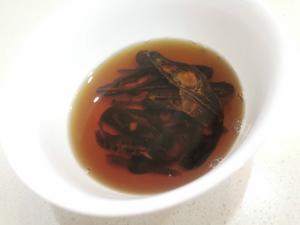 通宵后壮腰补虚鹿尾巴红参炖乌鸡｜滋补月子汤的做法 步骤6