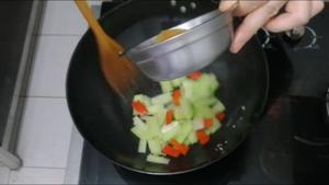 月子营养肉菜《大芥兰炒牛里脊肉》的做法 步骤15