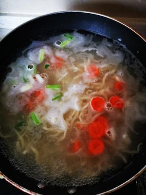 鲜虾清汤面的做法 步骤8