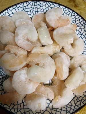 小朋友追着要吃的?番茄虾仁的做法 步骤2