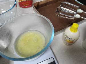 原味蛋糕卷的做法 步骤9