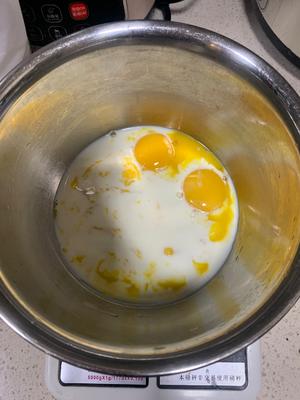 香葱肉松蛋糕卷的做法 步骤3
