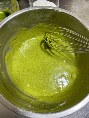 艾草烫面蛋糕奶油卷的做法 步骤9