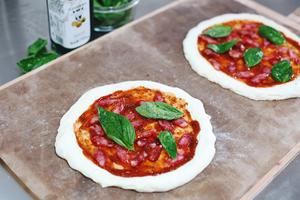 天然酵种 意式披萨Pizza Margherita的做法 步骤4