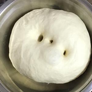 披萨饼皮（自制）（空气炸锅版）的做法 步骤4