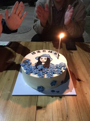 美式奶油霜手绘蛋糕 祝自己25岁生日快乐的做法 步骤8