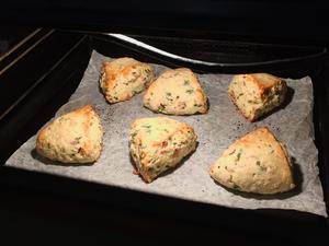 超级好吃的咸味司康Savoury Scones的做法 步骤13