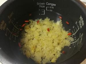 雪耳鸡蛋糖水的做法 步骤4