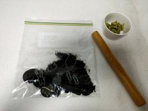 蜜瓜抹茶果冻慕丝（流汗蛋糕）的做法 步骤2