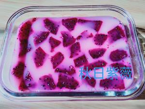 迷人的火龙果牛奶果冻的做法 步骤15