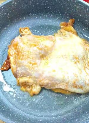 鸡腿这样做，比红烧肉还好吃呀的做法 步骤4