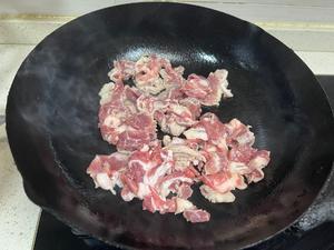 《昨日的美食》之猪肉咖喱配蒸蔬菜的做法 步骤5