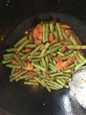 香懵了༄「豇豆猪肉炖粉条」༄的做法 步骤8