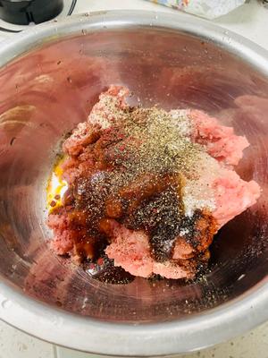 蜜汁黑胡椒猪肉脯的做法 步骤2