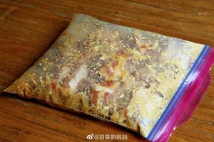 炸蒜香排骨的做法 步骤2