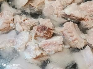 紫苏梅子排骨的做法 步骤4