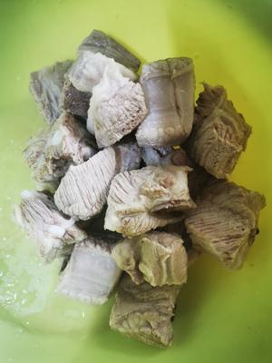玉米山药排骨汤的做法 步骤5