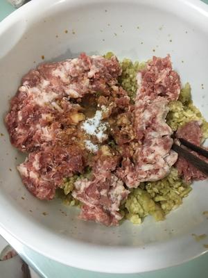 北方大包子（茄子肉馅）的做法 步骤7