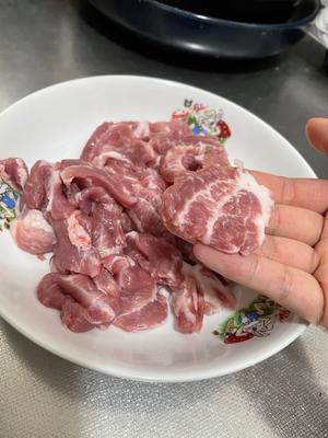 东北菜：五花肉炖油豆角的做法 步骤4