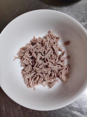 不一样的皮蛋瘦肉粥的做法 步骤4