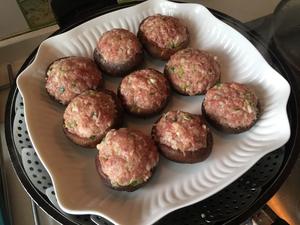 藕丁鲜肉酿香菇的做法 步骤13
