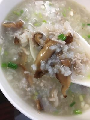 香菇廋肉粥（早餐）的做法 步骤7