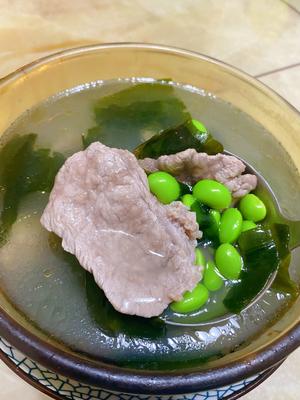 汤鲜味美·毛豆里脊肉片汤?的做法 步骤5