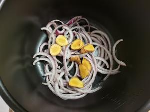 雪豆红烧猪蹄的做法 步骤3