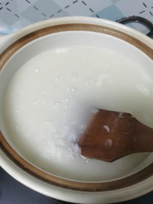 菠菜猪肝粥的做法 步骤6