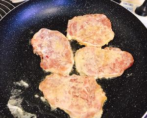 港式茶餐厅茄汁焗猪扒饭（两人份附烤箱和微波炉两种做法）的做法 步骤4