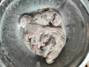 胡椒猪肚鸡汤（一肚两吃）的做法 步骤2