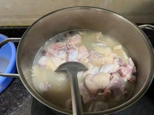 胡椒猪肚鸡煲的做法 步骤7