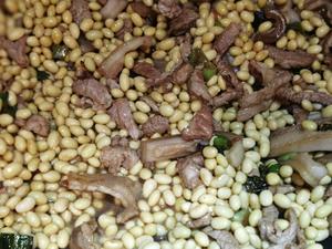 黄豆肉皮炒芥菜疙瘩咸菜丝的做法 步骤7