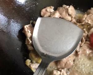 家常炒瘦肉（炒出大锅灶的味道）的做法 步骤4